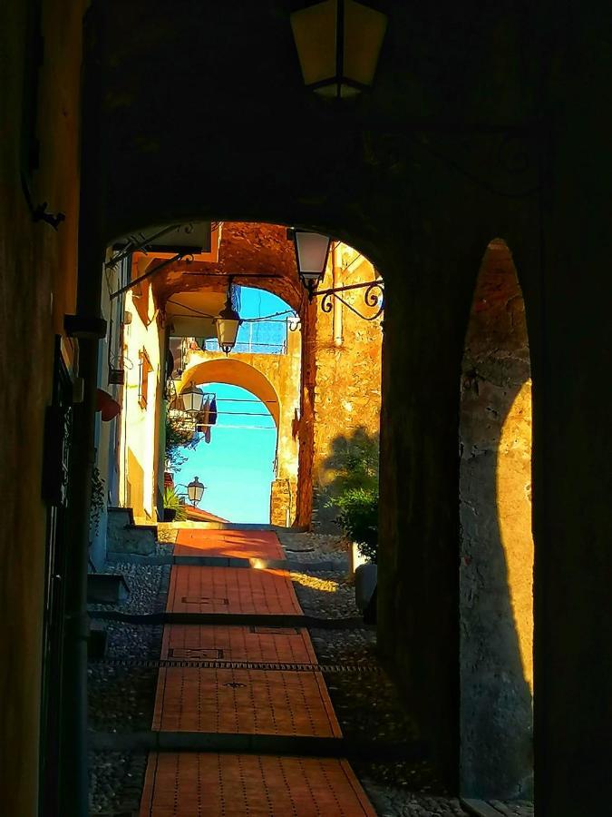 Vialunga Apartment In The Old Town Bordighera Exterior foto